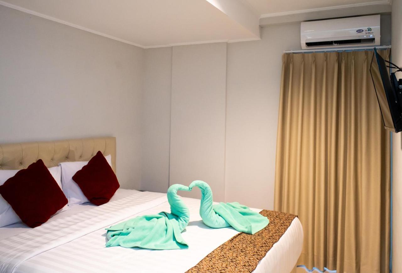 Aruuman Hotel Simpanglima Semarang Luaran gambar
