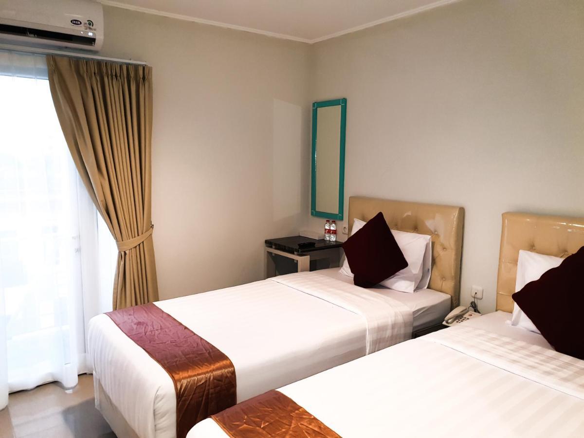 Aruuman Hotel Simpanglima Semarang Luaran gambar