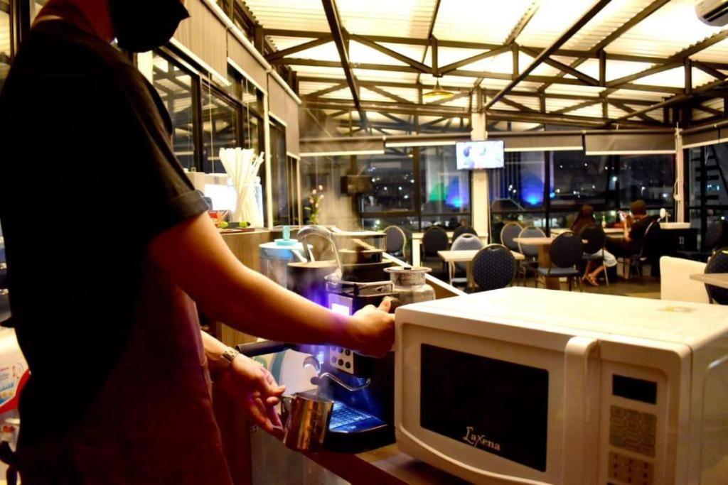 Aruuman Hotel Simpanglima Semarang Luaran gambar