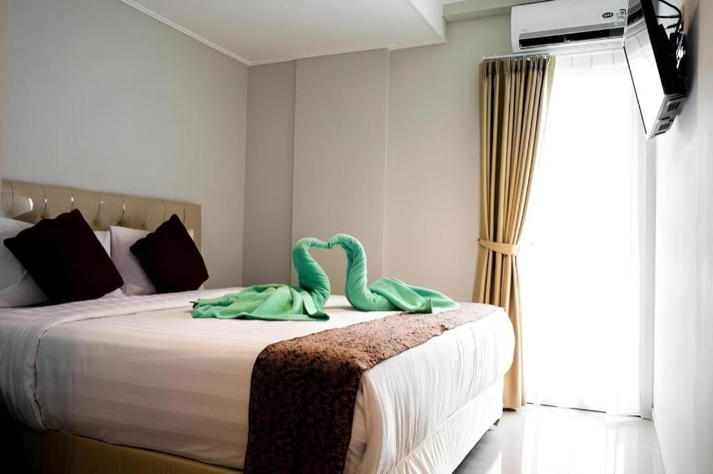Aruuman Hotel Simpanglima Semarang Luaran gambar